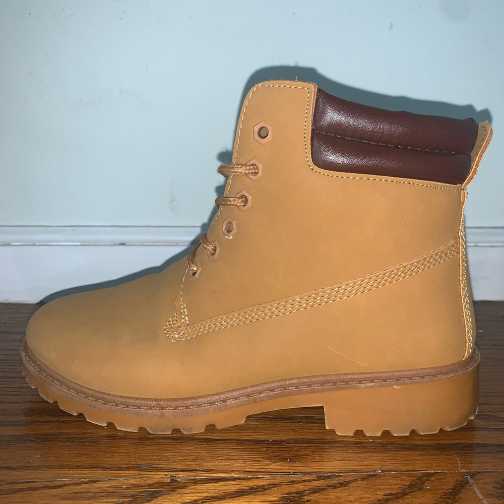 Lace up hiker boots